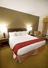 Hotel Country Inn & Suites Wichita Northeast photo 2