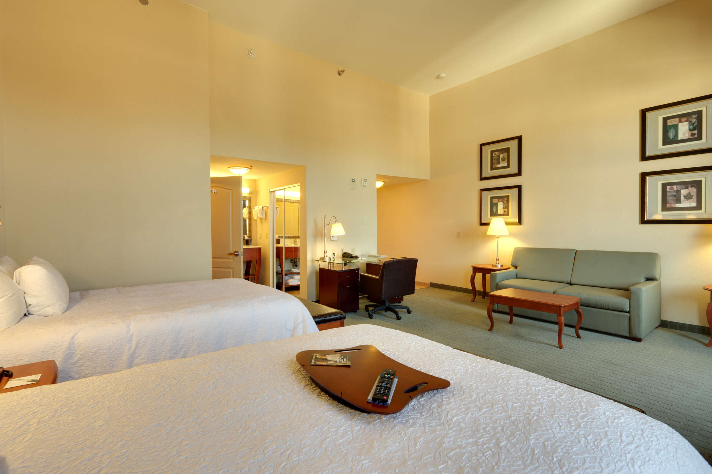 Hotel Hampton Inn & Suites Sherman Oaks photo 5