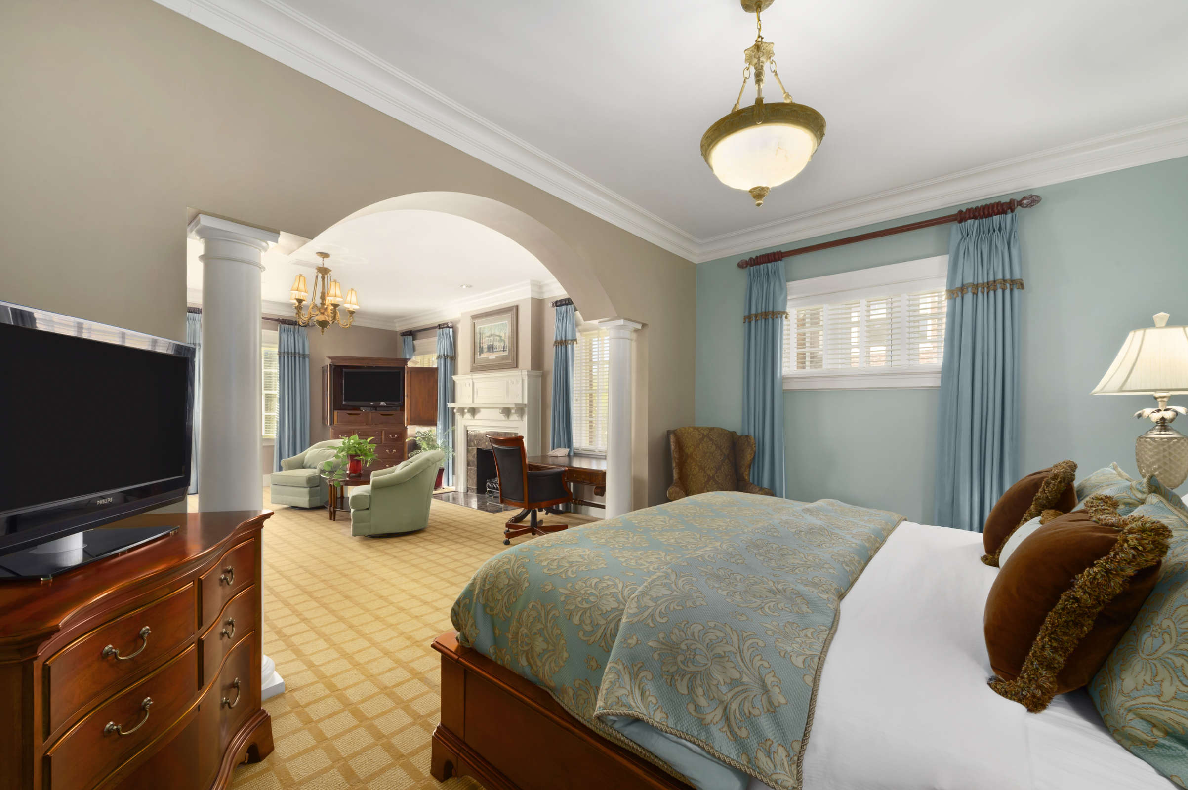 Hotel Inn at USC Wyndham Garden photo 2