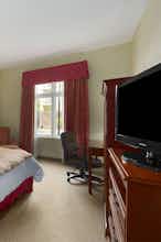 Hotel Inn at USC Wyndham Garden photo 3
