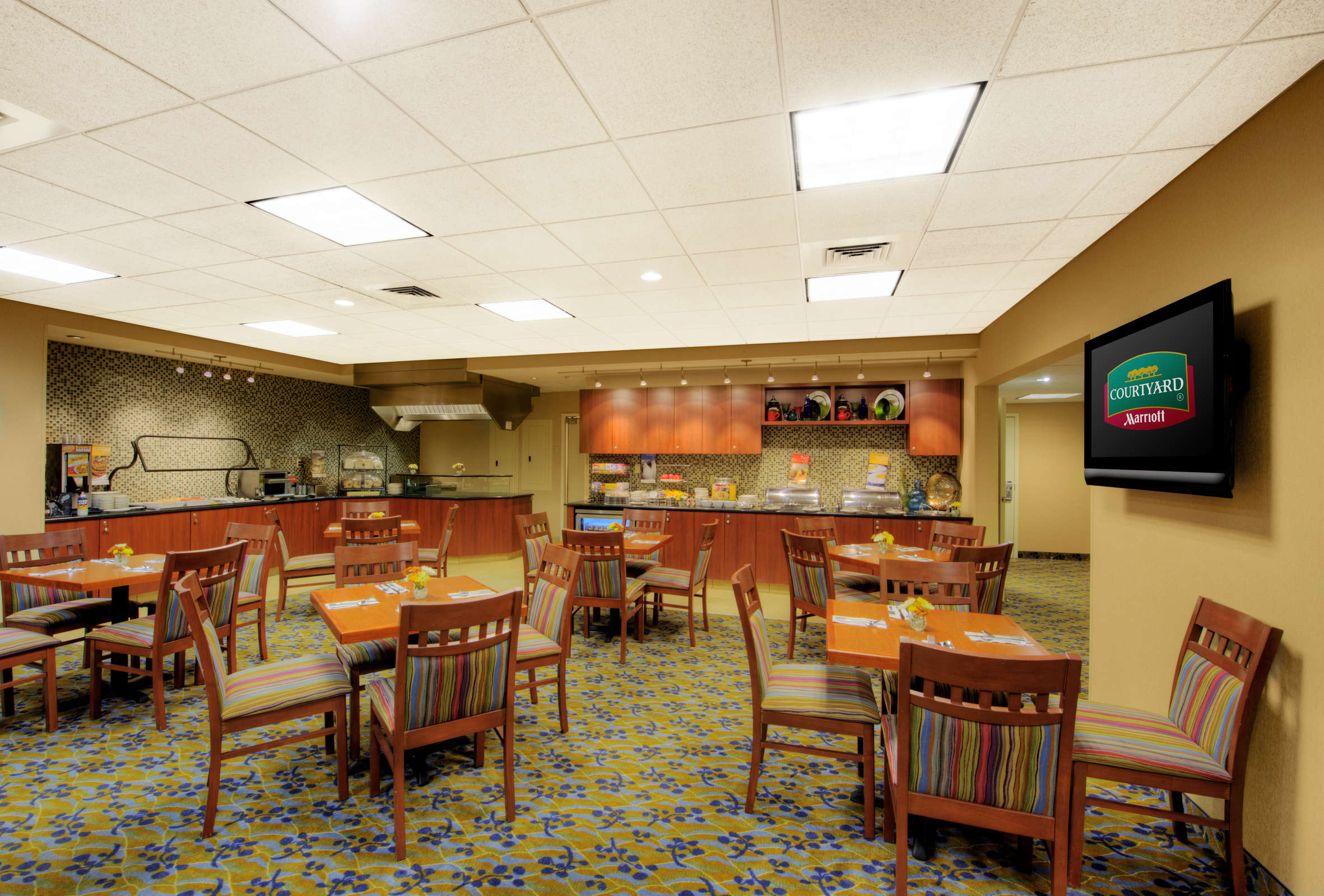 Hotel Courtyard Manchester Airport photo 5