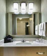 Hotel Springhill Suites Manchester Airport photo 5