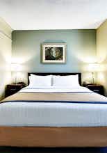 Hotel Springhill Suites Manchester Airport photo 1