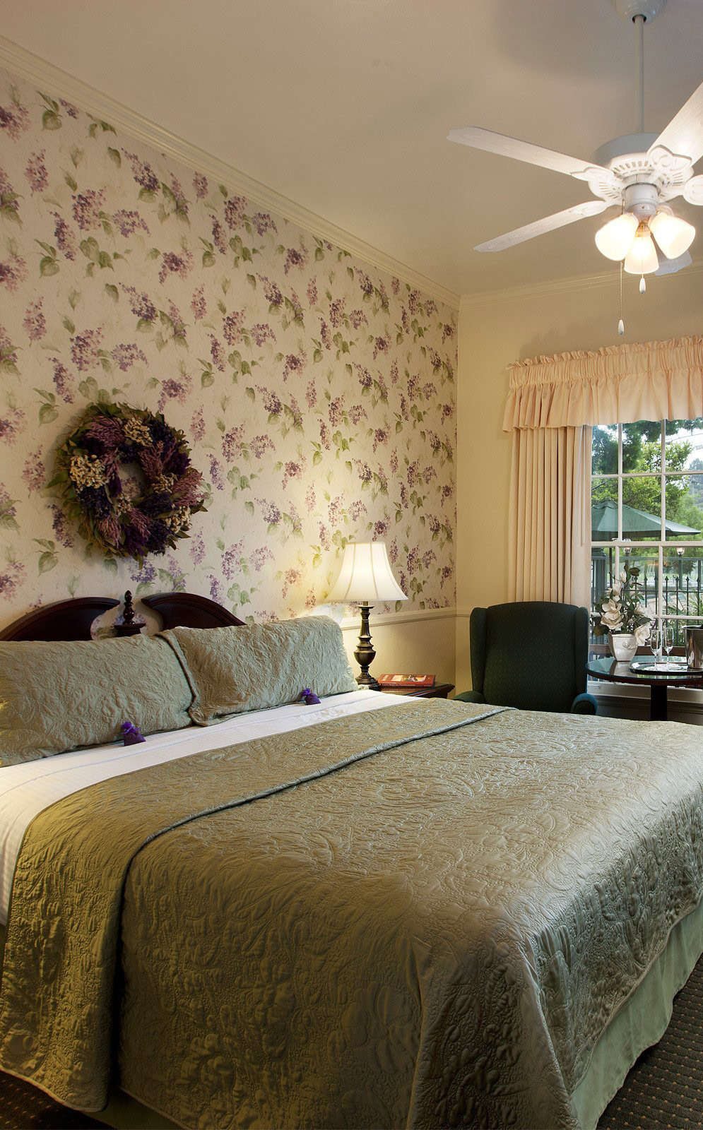 Hotel Lavender Inn by the Sea photo 2