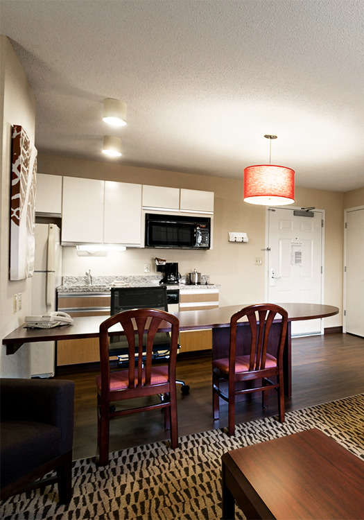 Hotel Hawthorn Suites by Wyndham Greensboro photo 2