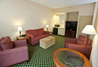 Hotel Hampton Inn Bow photo 5