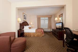 Hotel Wingate Columbia Harbison photo 2