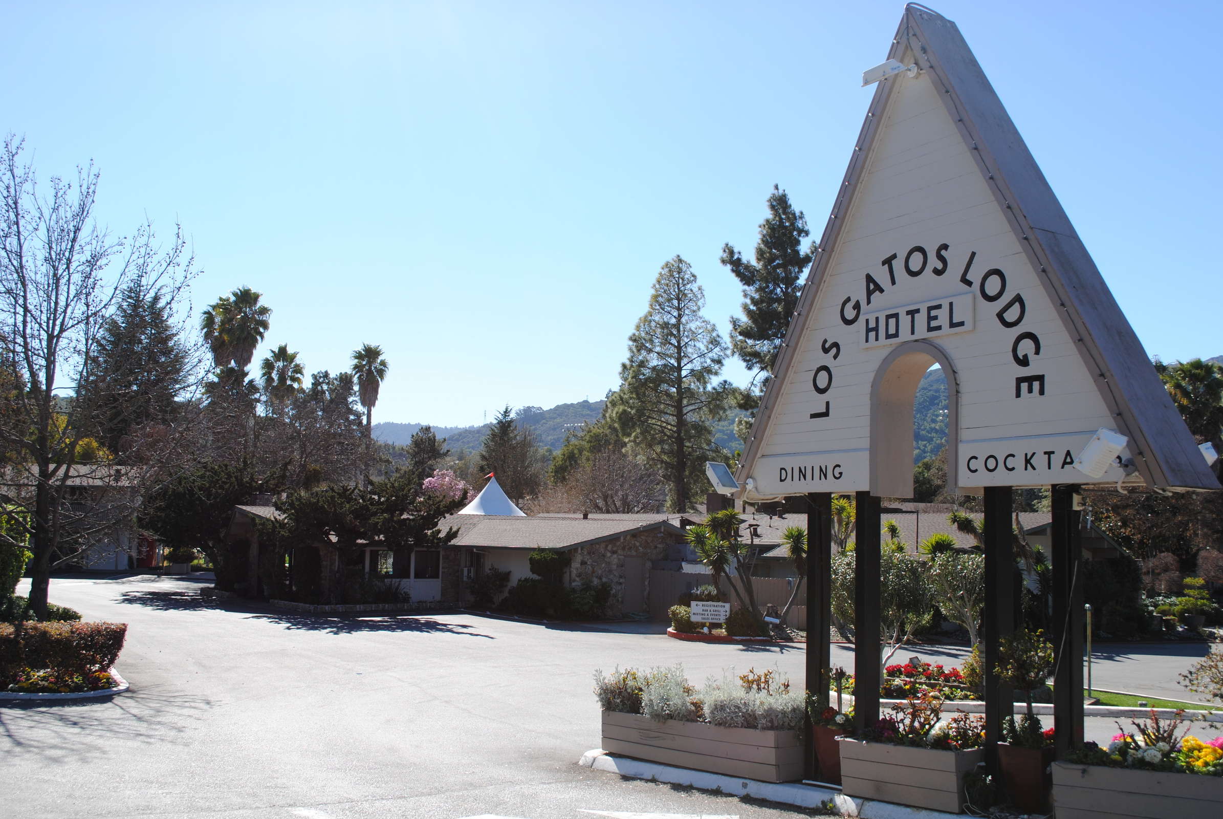 Los Gatos Lodge