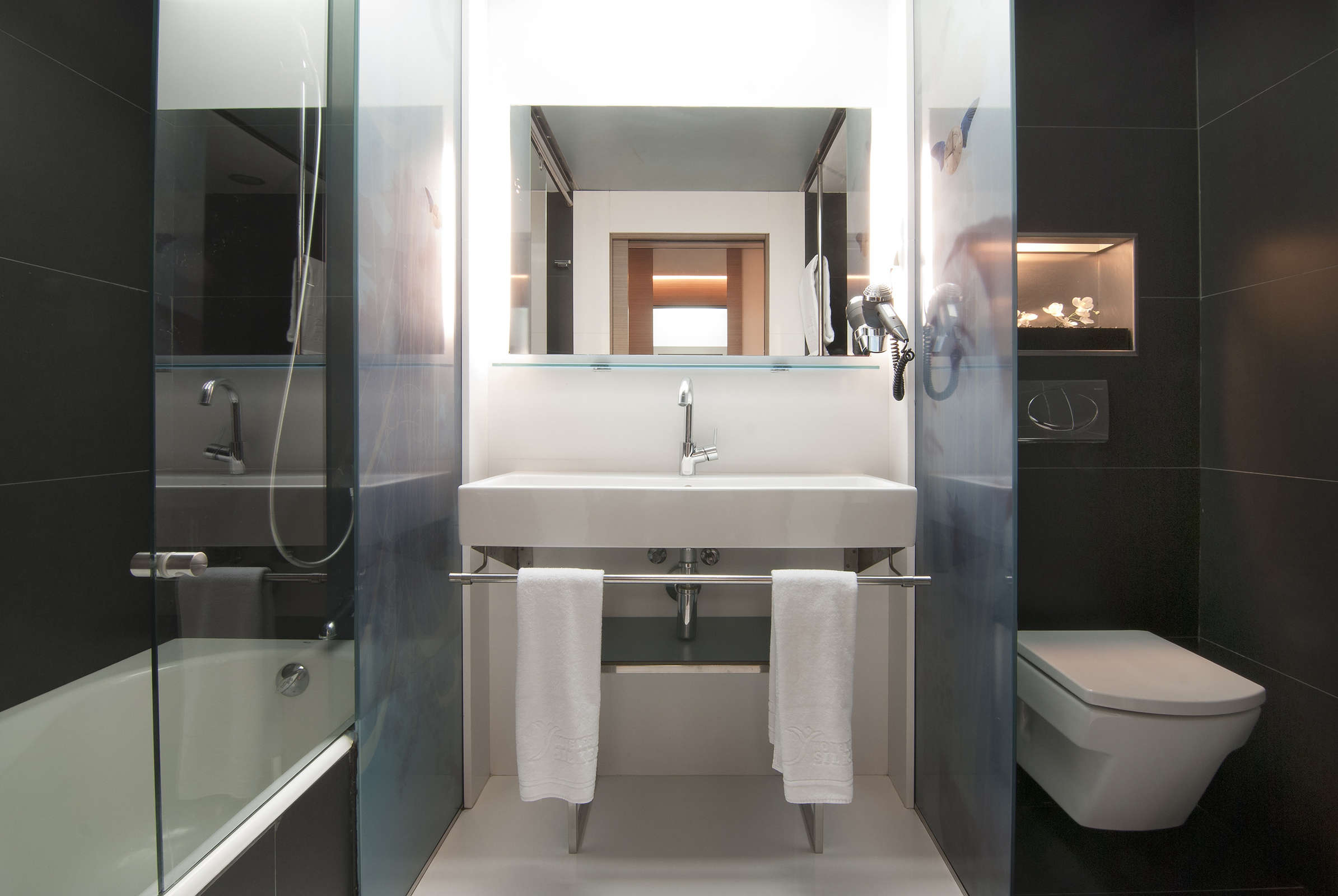 Hotel Silken Zentro Zaragoza photo 4