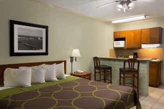 Hotel Super 8 South Padre Island photo 3