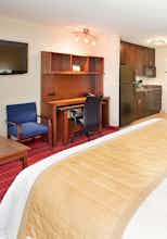 Hotel TownePlace Suites Midland photo 2
