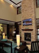 Hotel Staybridge Suites Lincoln Northeast photo 3