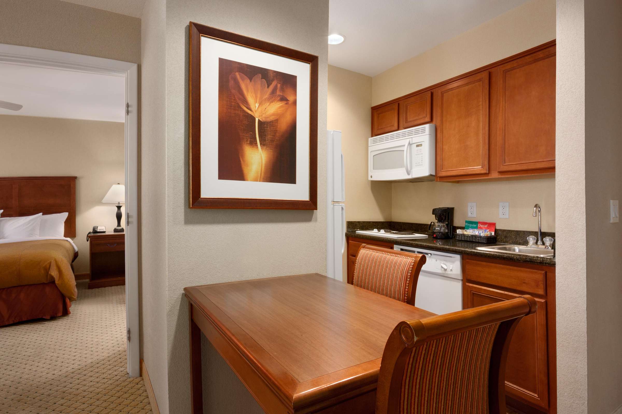 Hotel Homewood Suites by Hilton Yuma photo 4