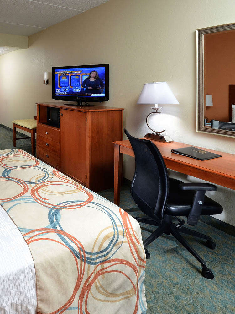 Hotel Best Western Plus Wilmington/Wrightsville Beach photo 2