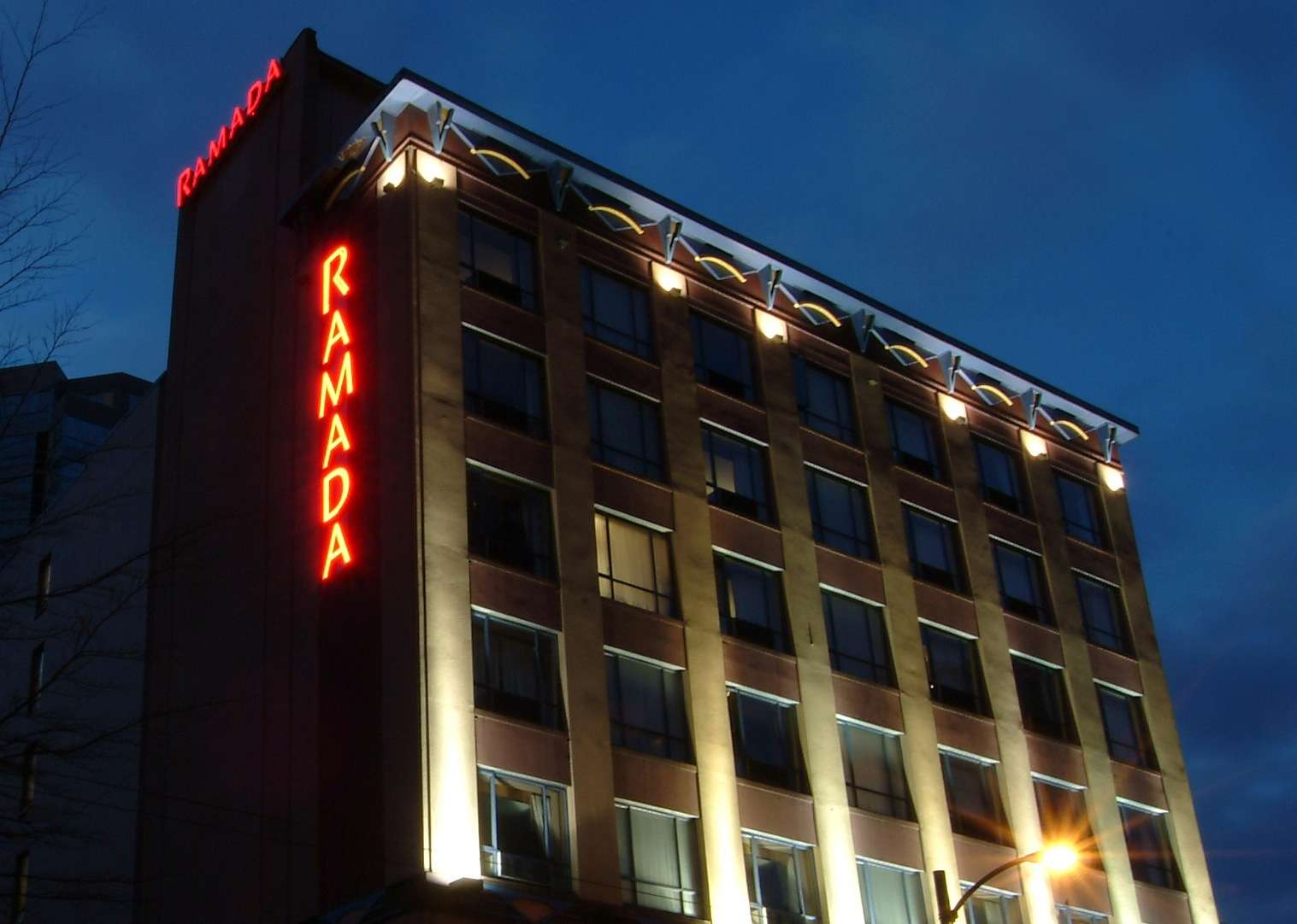 Ramada Vancouver Downtown