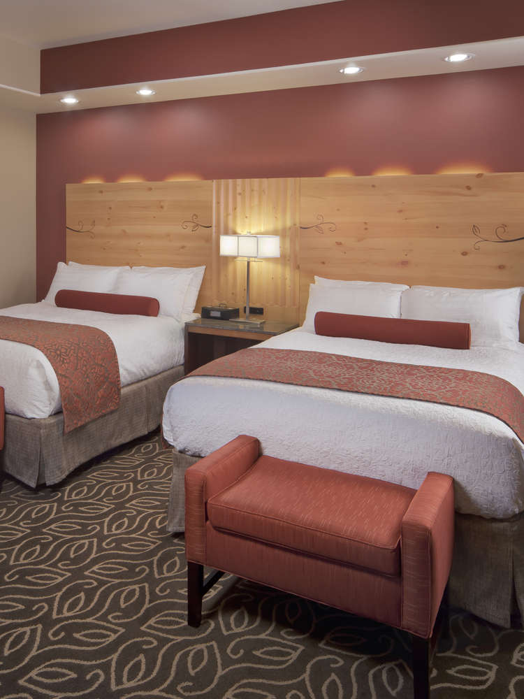 Hotel Best Western Premier Ivy Inn & Suites photo 1