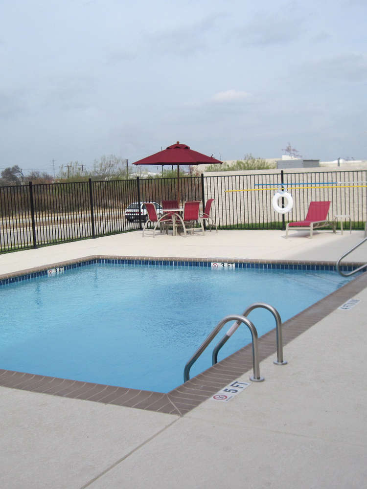 Hotel Best Western Plus Austin Airport Inn & Suites photo 4