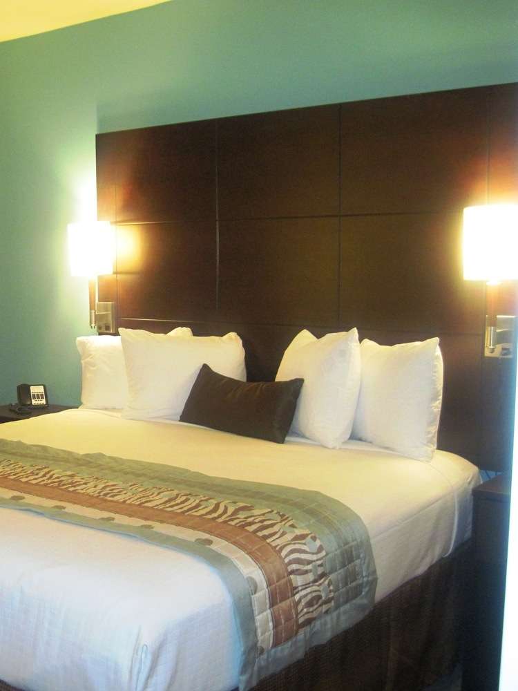 Hotel Best Western Plus Midland Suites photo 3