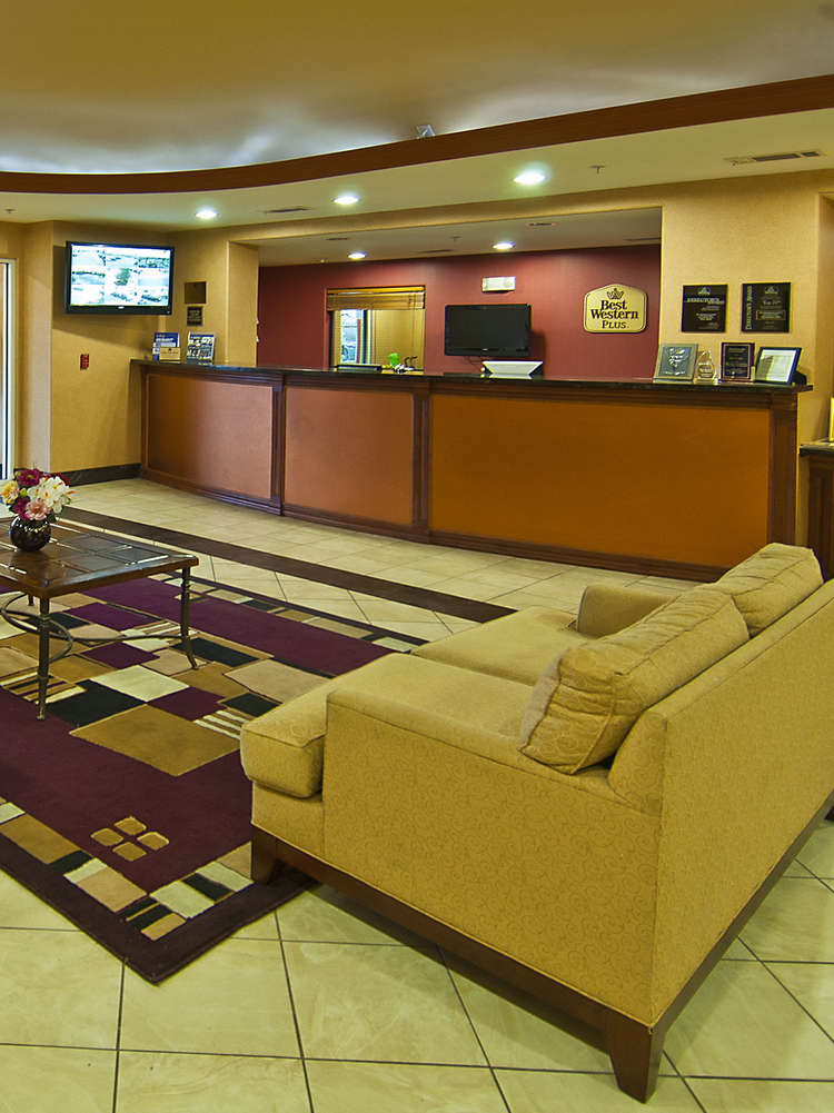 Hotel Best Western Plus San Antonio East Inn & Suites photo 3
