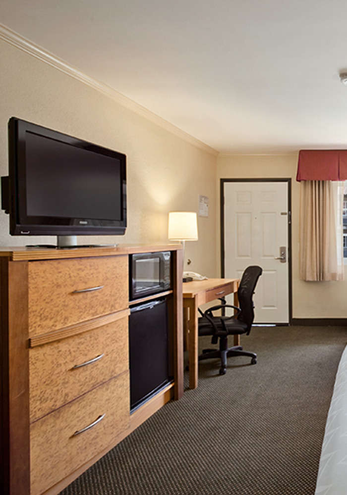 Hotel Best Western Plus Ontario Airport & Convention Center photo 1