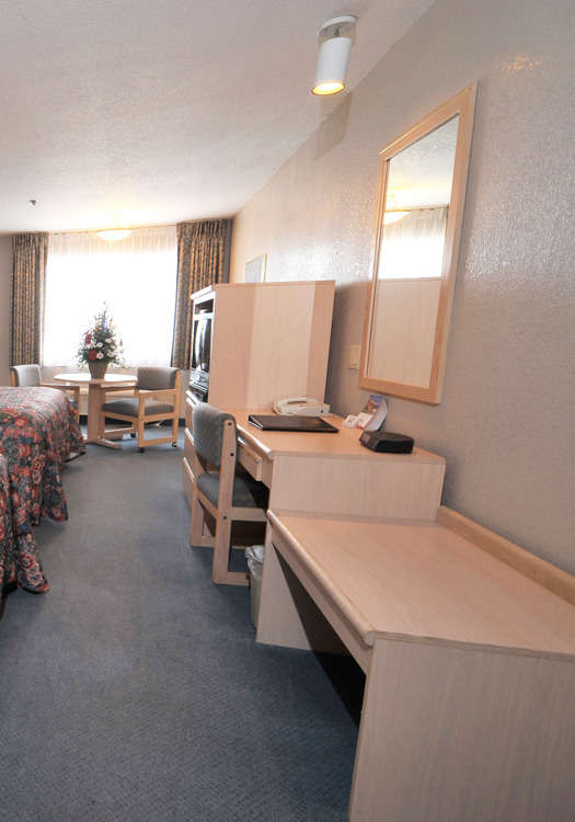 Hotel Shilo Inn Suites Hotel Nampa photo 4