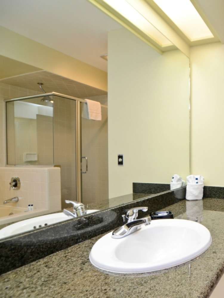 Hotel Best Western Plus Inn Scotts Valley photo 1