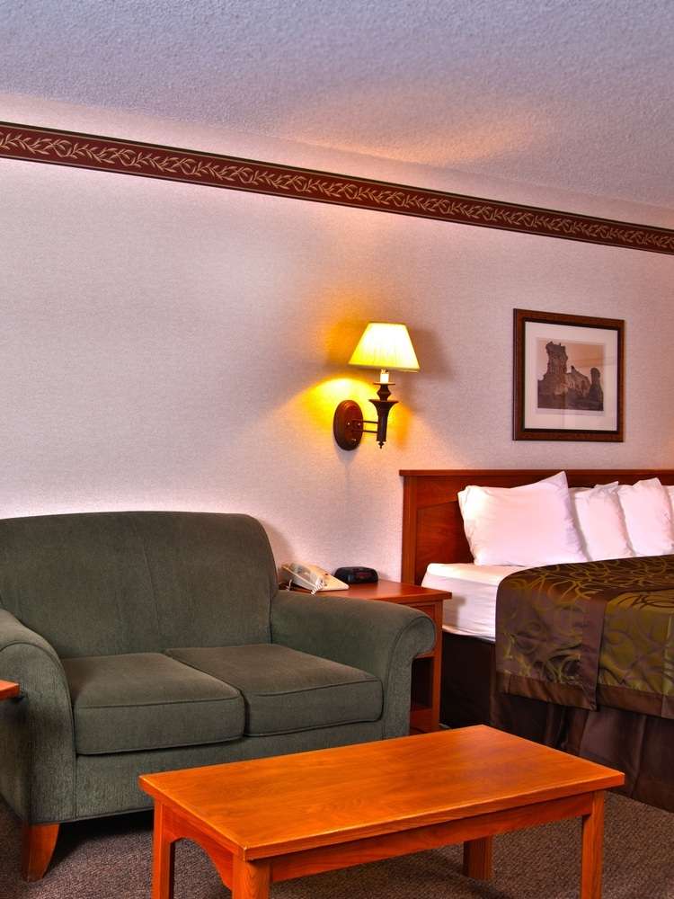 Hotel Best Western Town & Country Inn photo 5