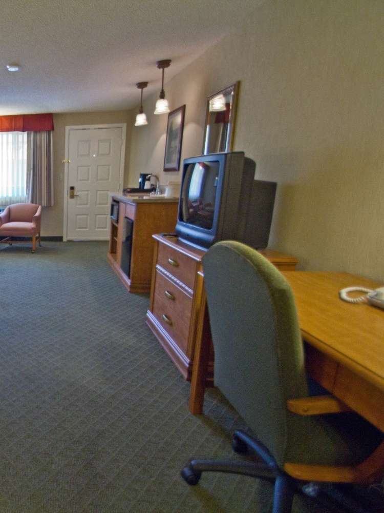 Hotel Best Western Shadow Inn photo 2