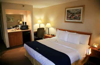 Hotel New Victorian Inn & Suites Omaha photo 2