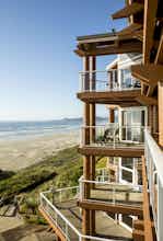 Hotel Hallmark Resort Newport photo 2