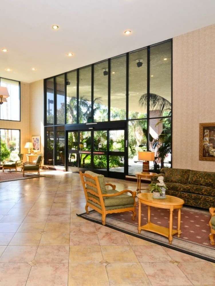 Hotel Best Western Plus West Covina Inn photo 5