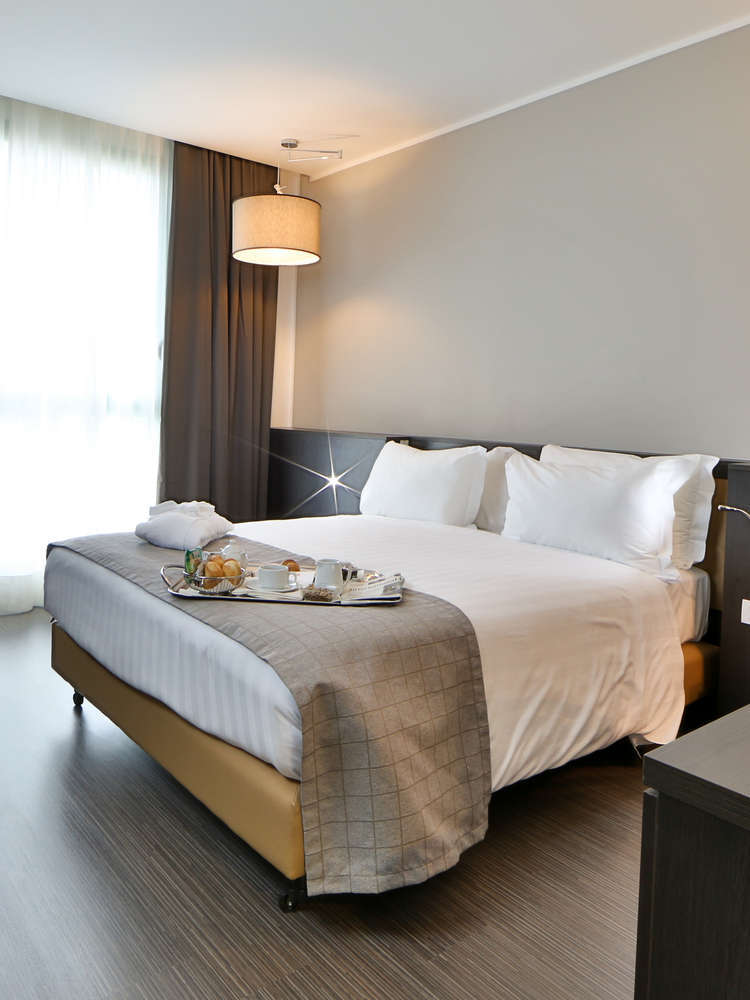 Best Western Premier CHC Airport