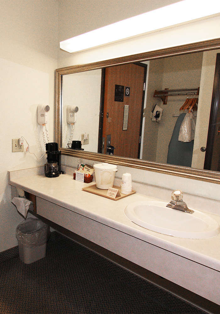 Hotel Baymont Inn & Suites Green Bay photo 4