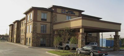 Best Western Plus Cushing Inn & Suites
