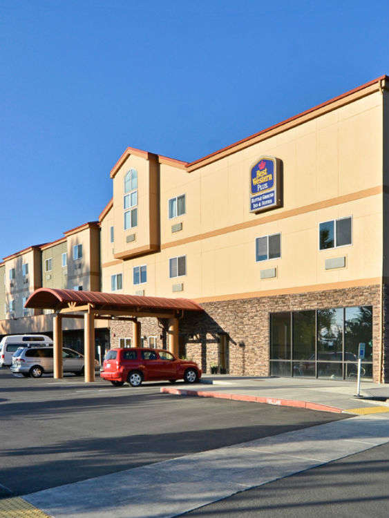 Best Western Plus Battle Ground Inn & Suites