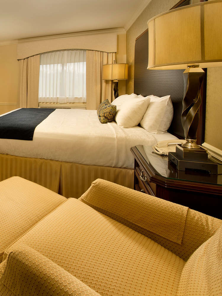 Hotel Best Western Plus Plaza Hotel & Conference Center photo 4