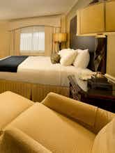 Hotel Best Western Plus Plaza Hotel & Conference Center photo 4