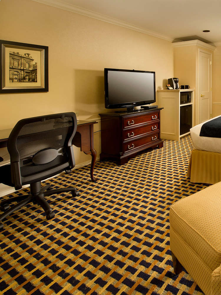 Hotel Best Western Plus Plaza Hotel & Conference Center photo 3