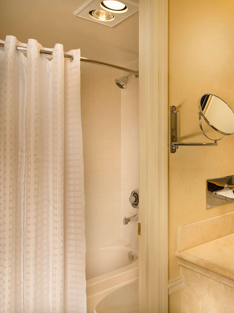 Hotel Best Western Plus Plaza Hotel & Conference Center photo 5