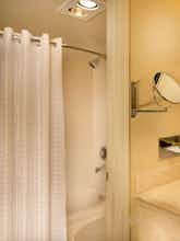 Hotel Best Western Plus Plaza Hotel & Conference Center photo 5