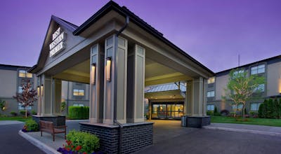 Best Western Plus Plaza Hotel & Conference Center
