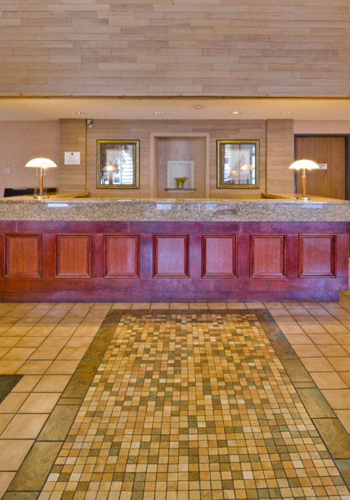Hotel Best Western Plus Oak Harbor Hotel & Conference Center photo 2