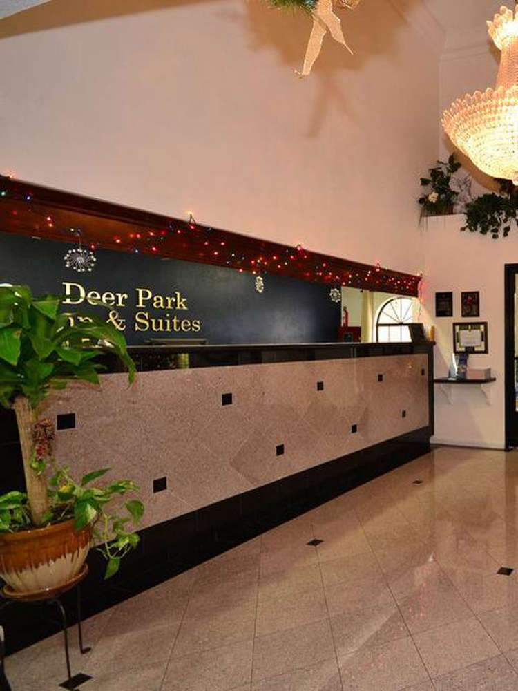 Hotel Best Western Deer Park Inn & Suites photo 4