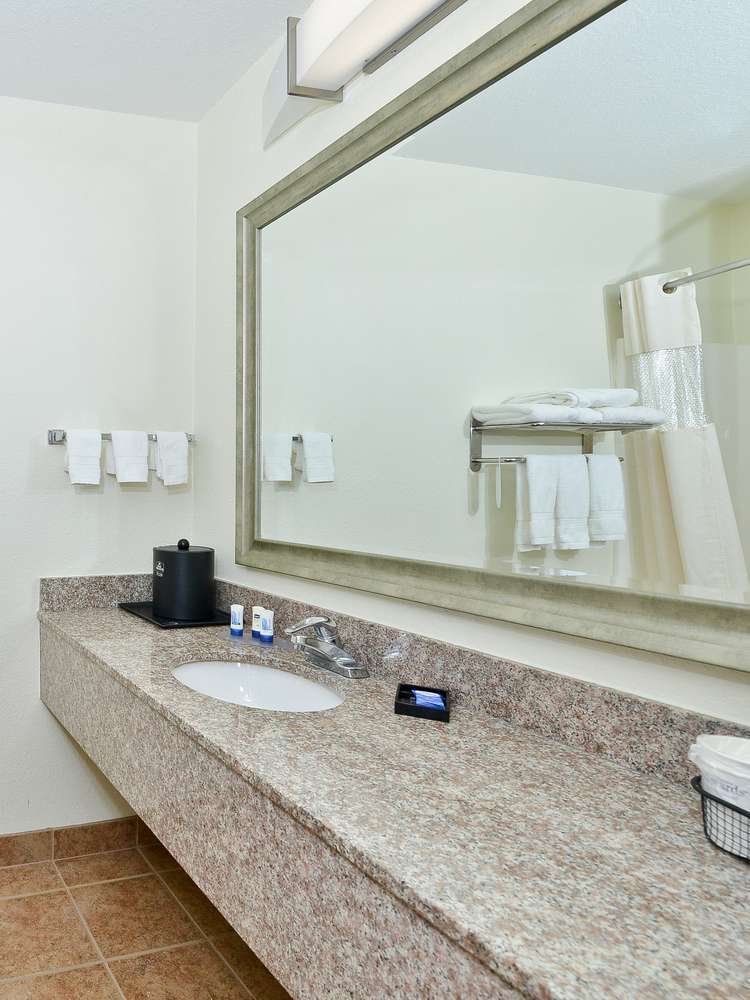 Hotel Best Western Plus Orange County photo 3