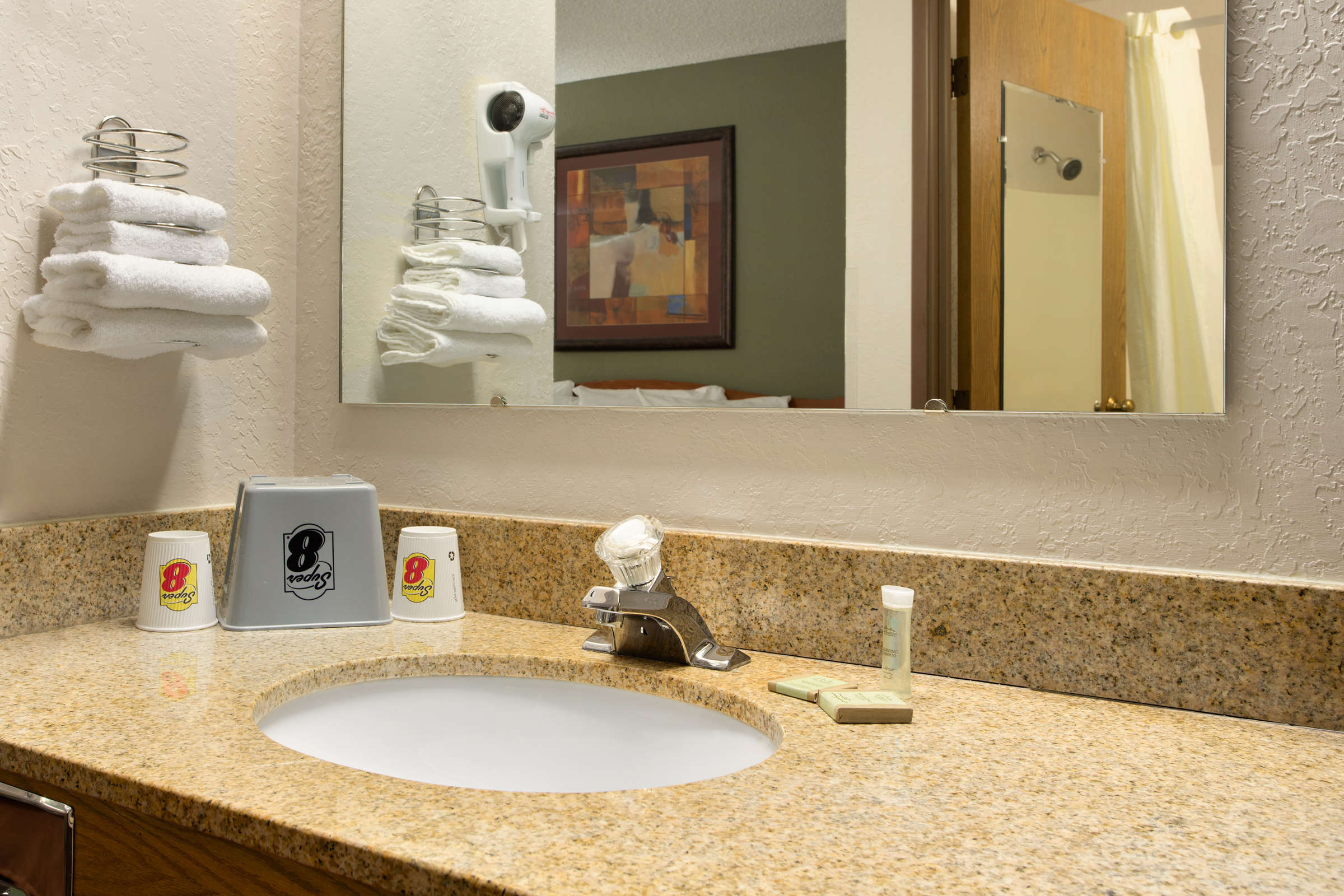 Hotel Super 8 - Madison South photo 5