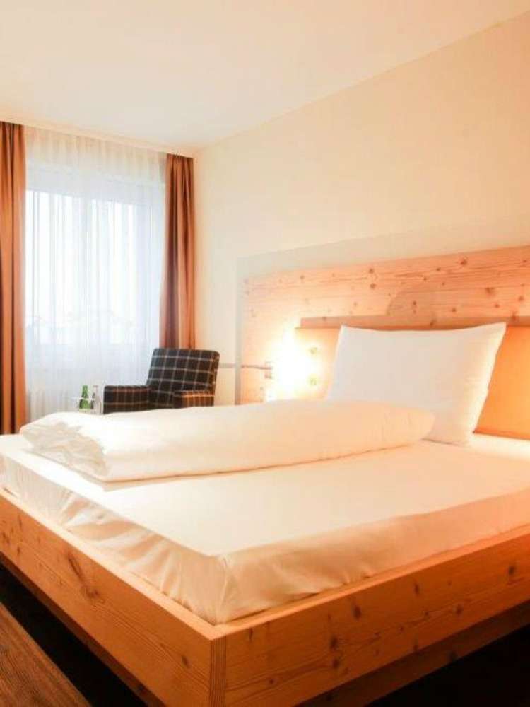 Hotel Gasthaus zur Waldegg, BW Signature Collection photo 1