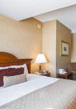 Hotel Ramada Topeka Downtown Hotel & Convention Center photo 3