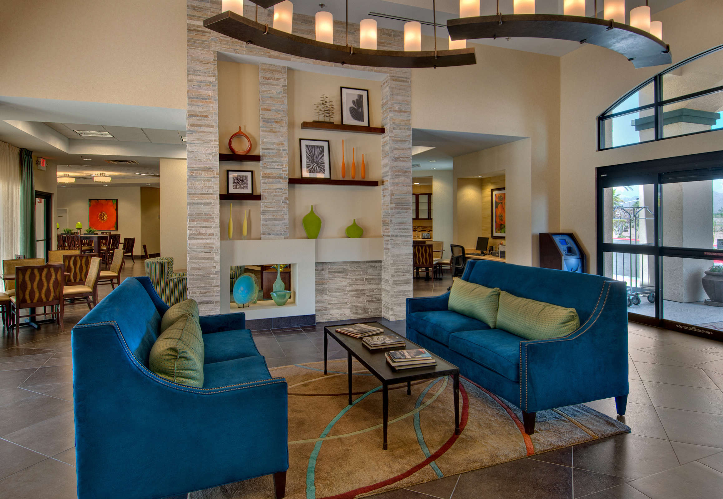 Hotel Days Inn and Suites photo 2