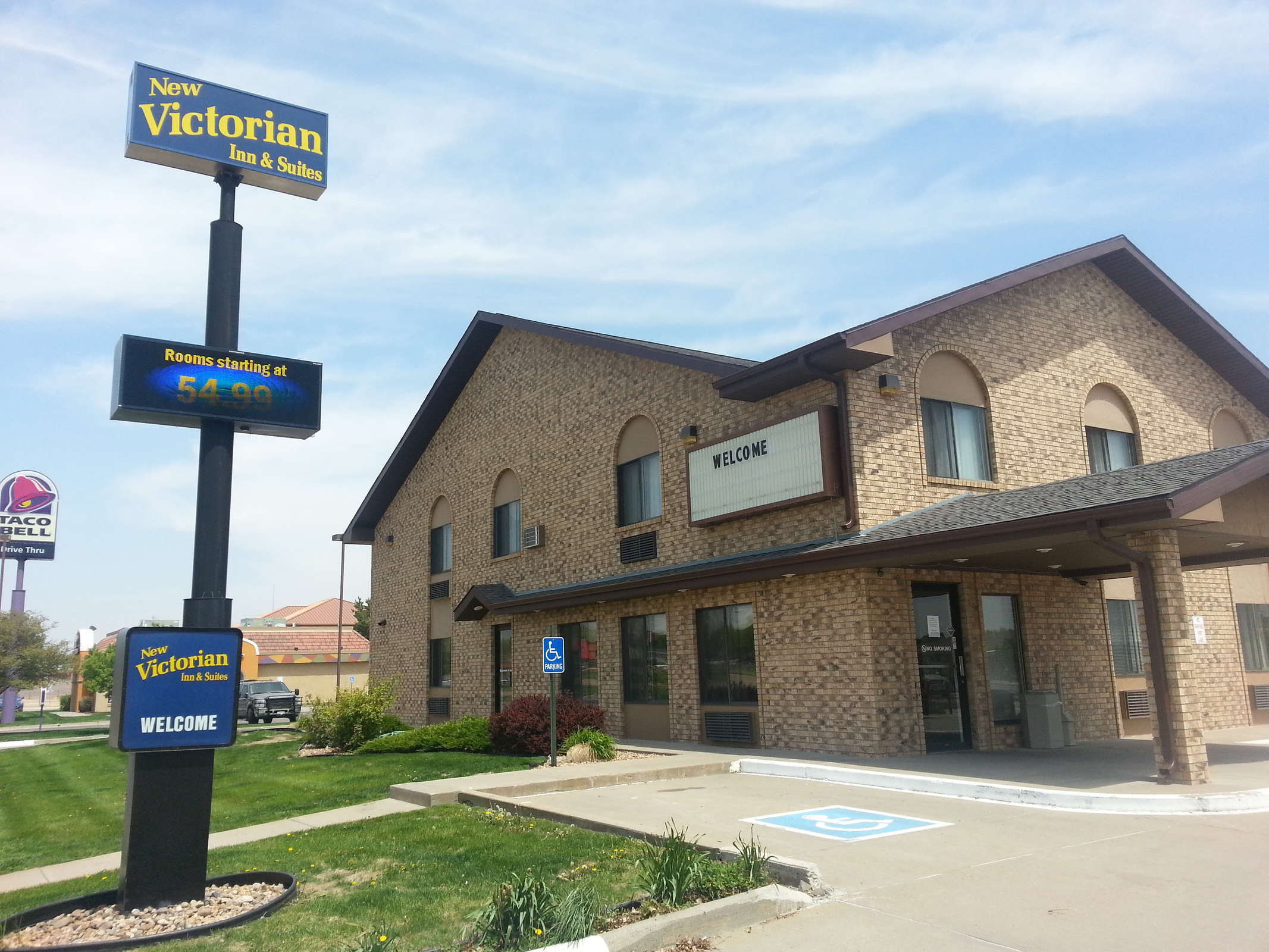 New Victorian Inn & Suites Kearney