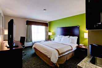Hotel Country Inn & Suites North photo 2